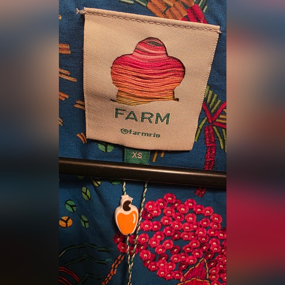 FARM Rio Tropical Tie-Front Puff Sleeve Crop Top - Picture 3 of 6